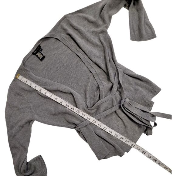 BCBGMAXAZRIA sweater cardigan wrap - Picture 2 of 13